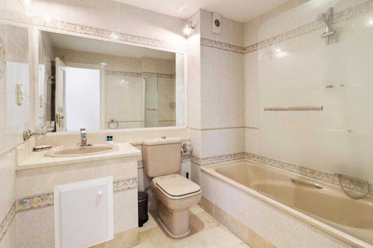 Heritage Resorts At Matchroom Фуeнхирола Екстериор снимка